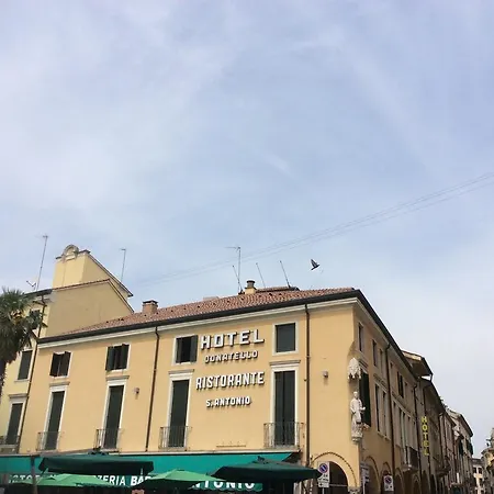 Donatello מלון 3*