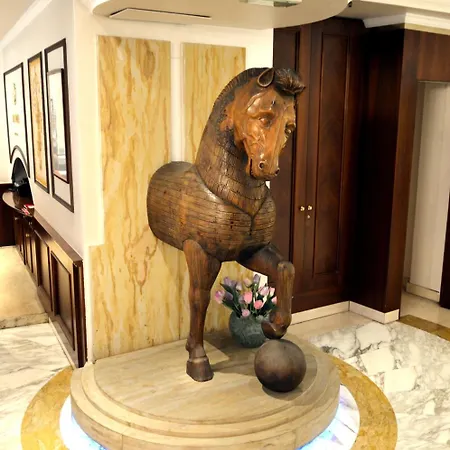 Donatello Hotel