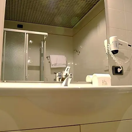 Donatello Hotel 3*